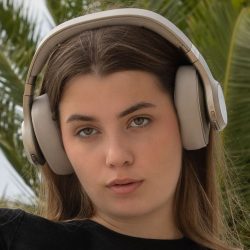 Danna Bliss Angel Fan